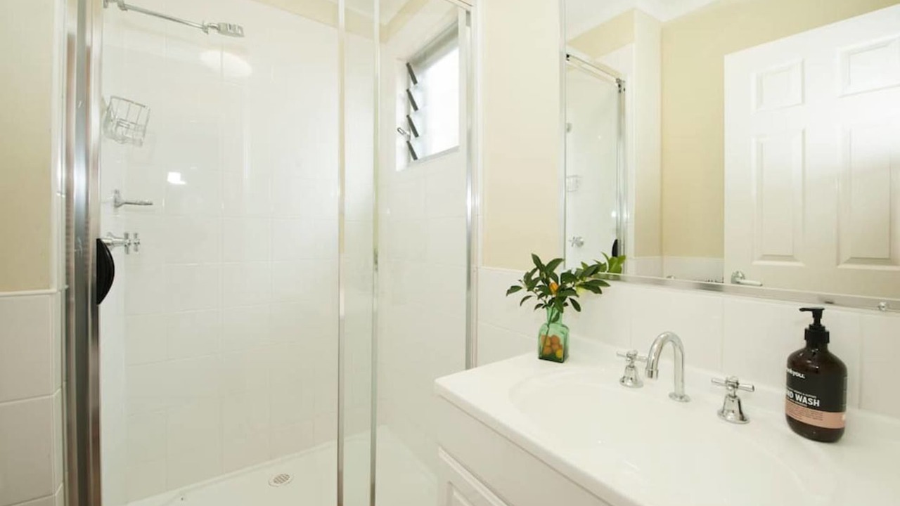 Photo of Bathroom in Eurunderee
