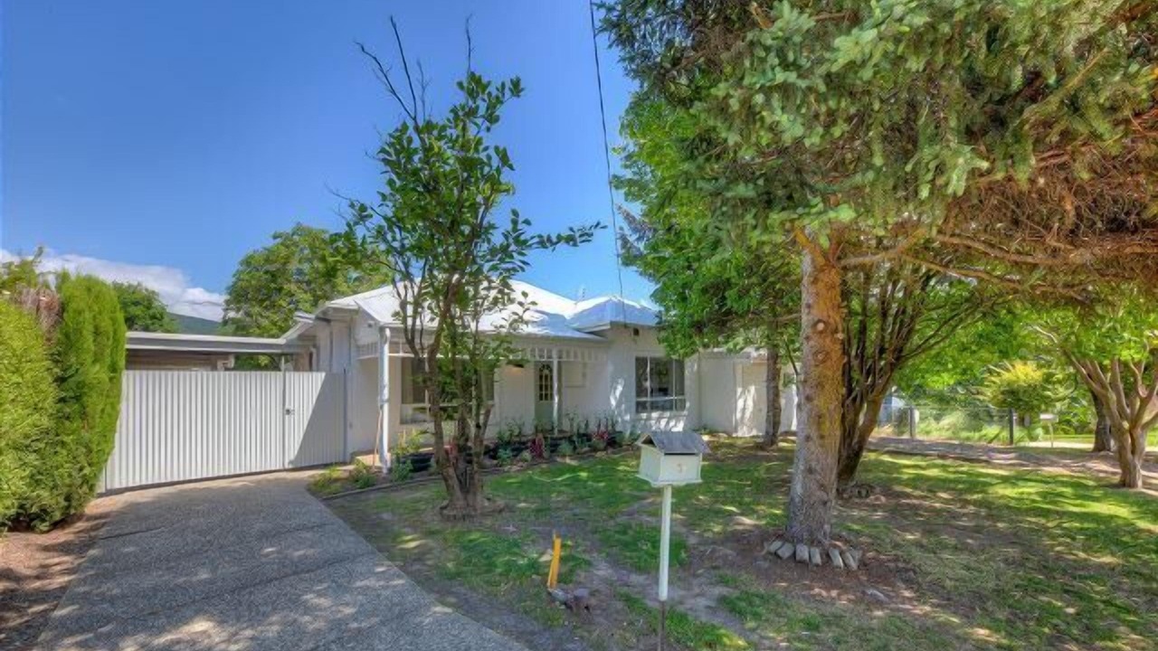 Photo of Outdoor in Bright