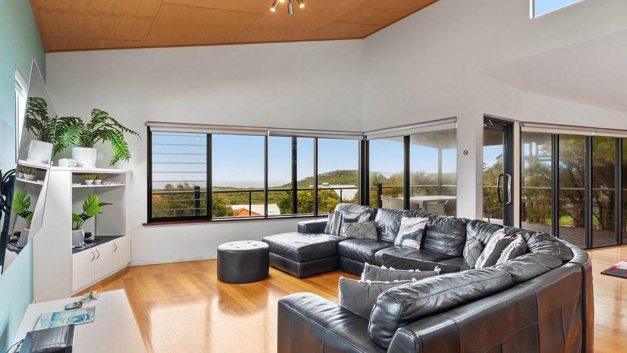 Photo of Livingroom in Prevelly