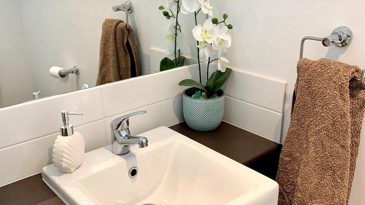 Photo of Bathroom in Cowes