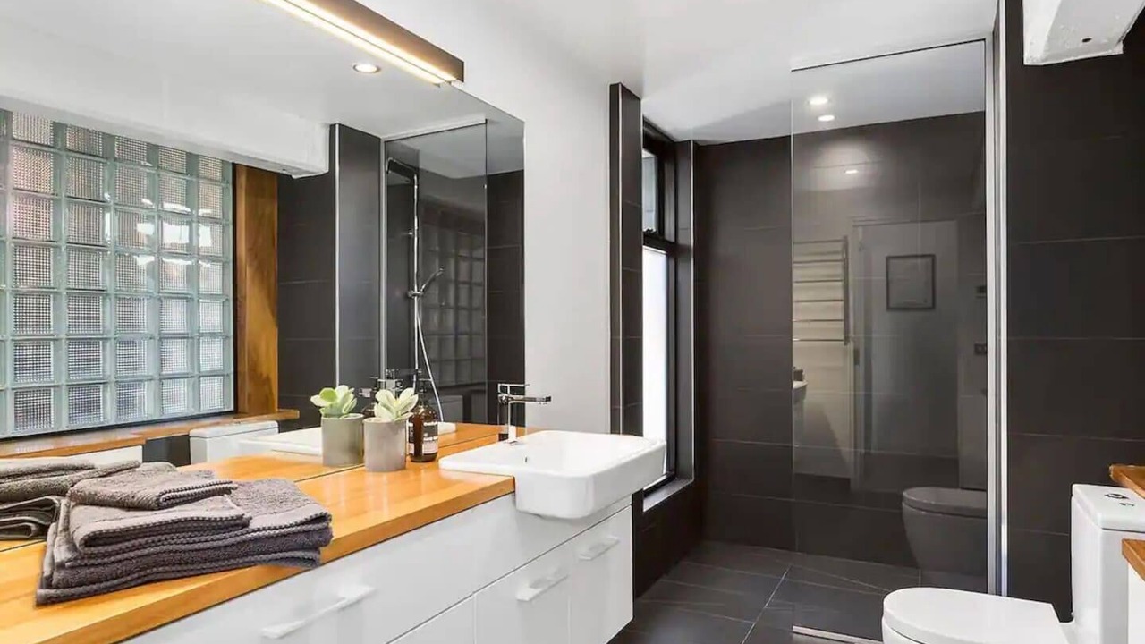 Photo of Bathroom in Hobart Central Business District
