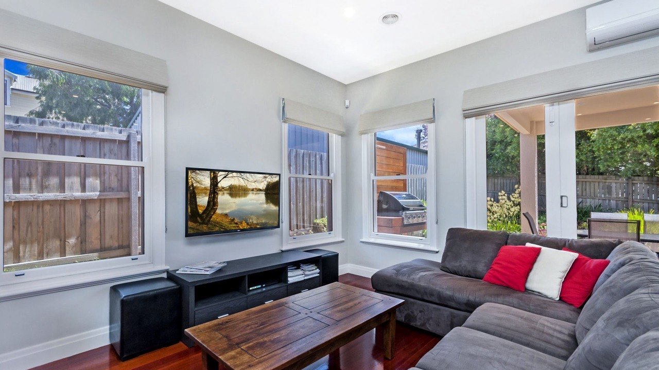 Photo of Livingroom in Warrnambool