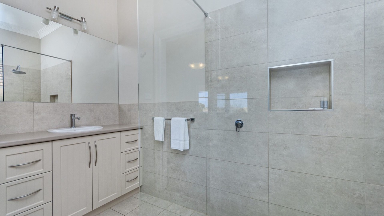 Photo of Bathroom in Warrnambool