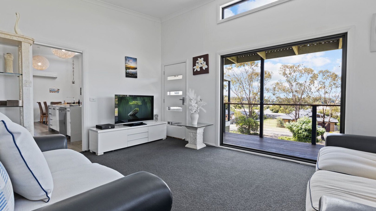 Photo of Livingroom in Newlands Arm