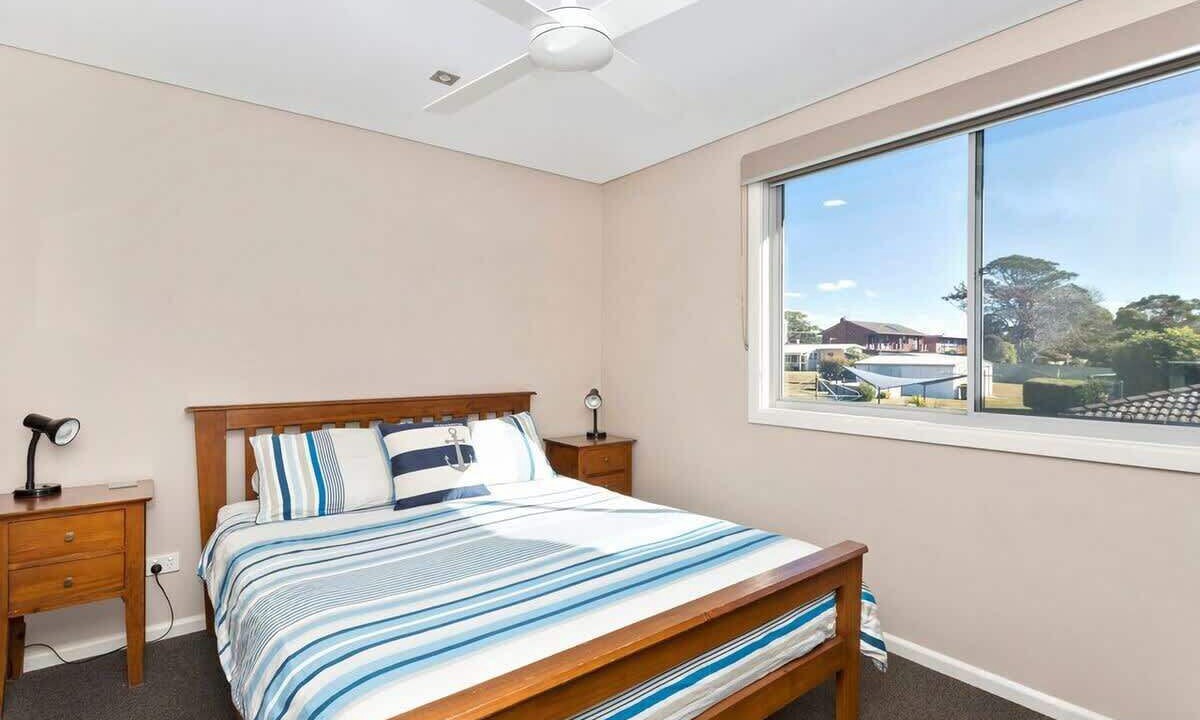 Photo of Bedroom in Dolphin Point