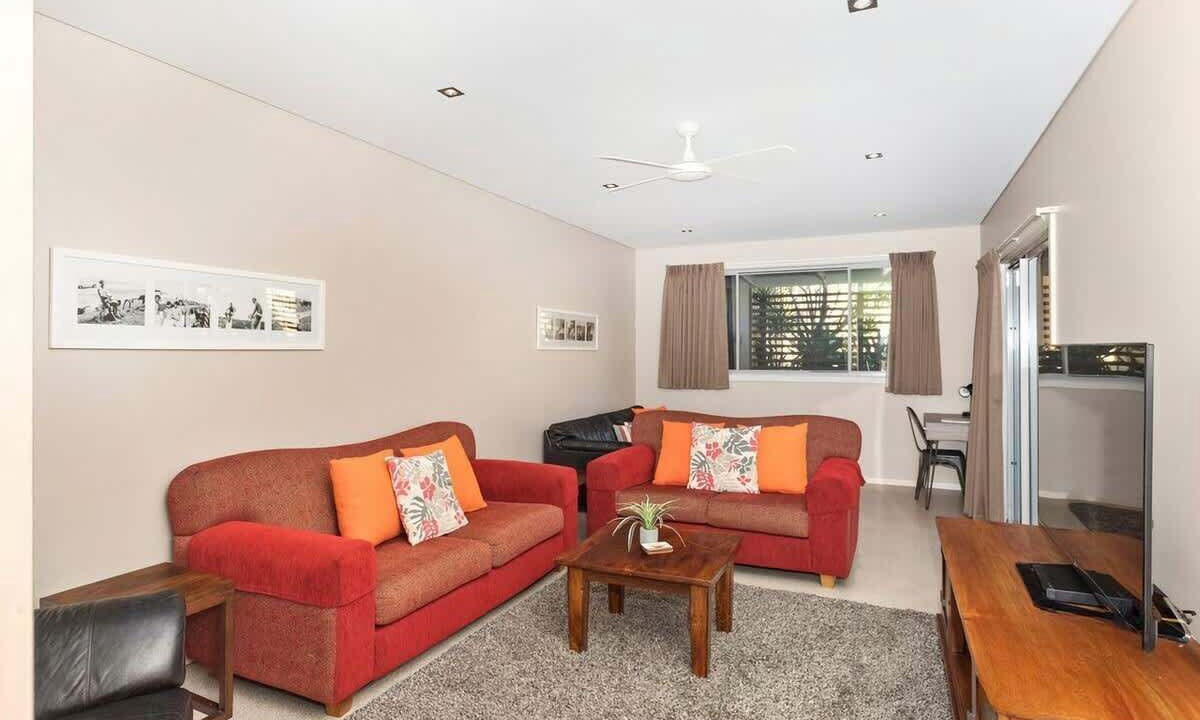 Photo of Livingroom in Dolphin Point