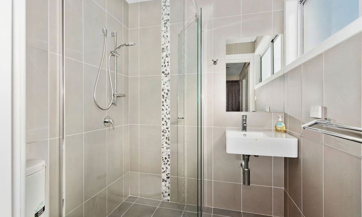 Photo of Bathroom in Dolphin Point