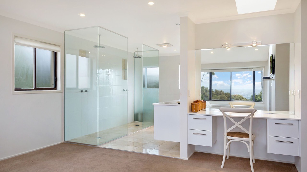 Photo of Bathroom in Dalmeny