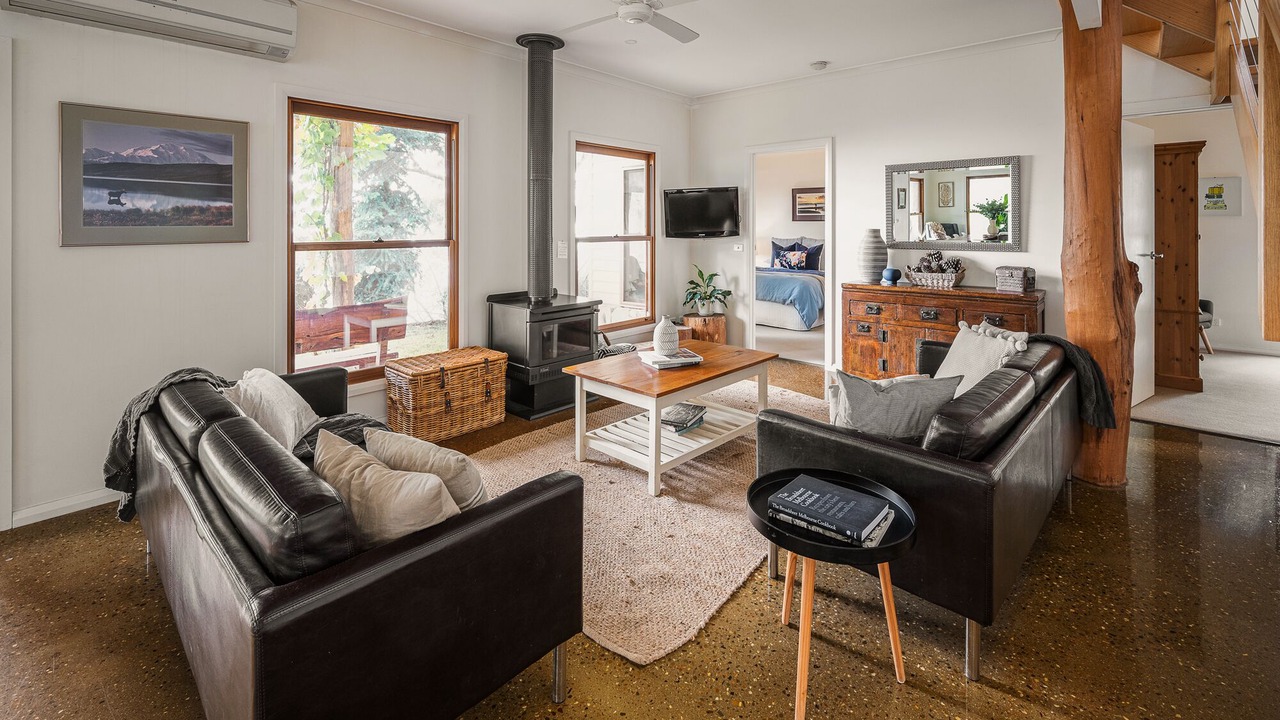 Photo of Livingroom in Wandiligong