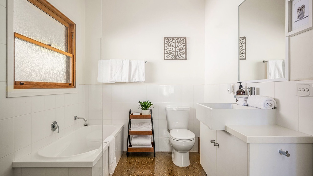Photo of Bathroom in Wandiligong