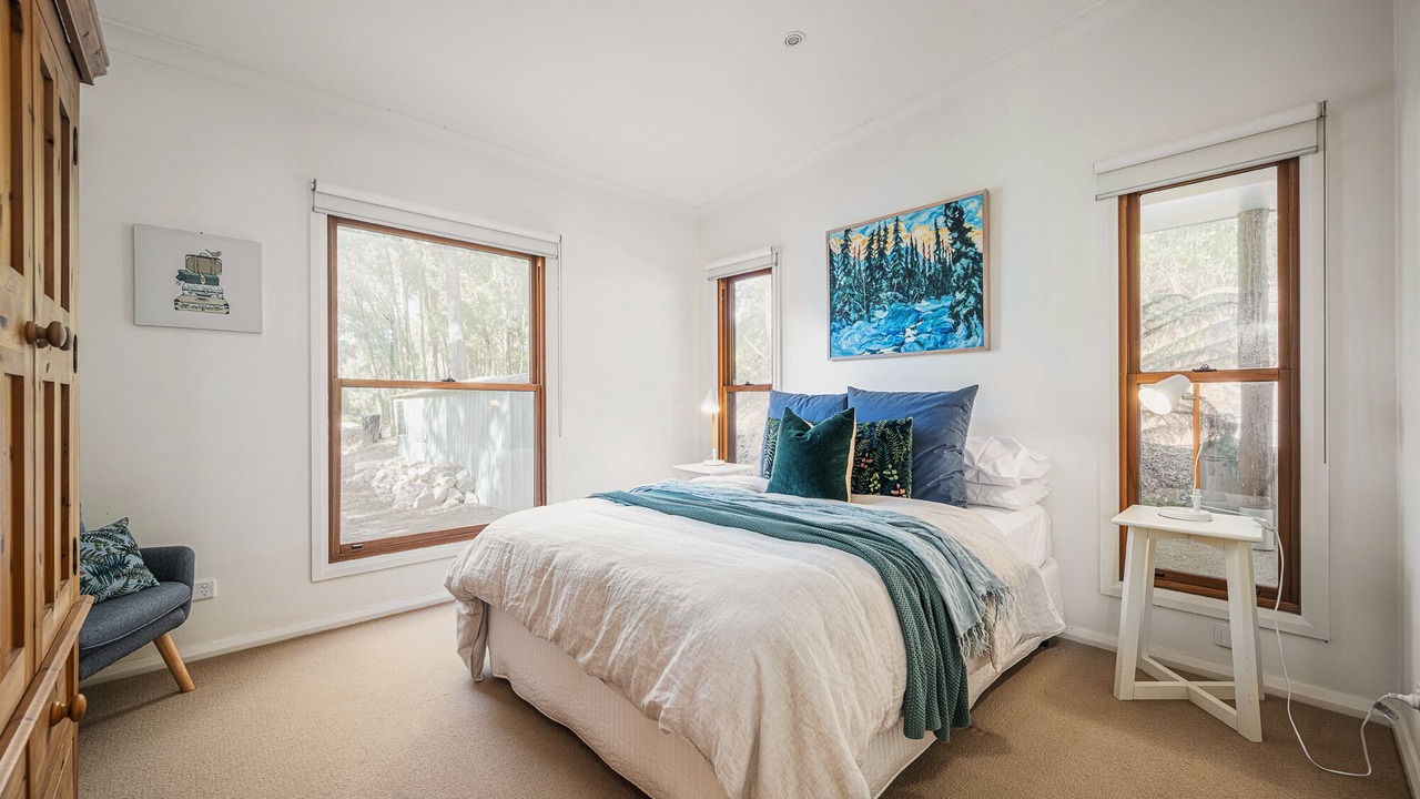 Photo of Bedroom in Wandiligong