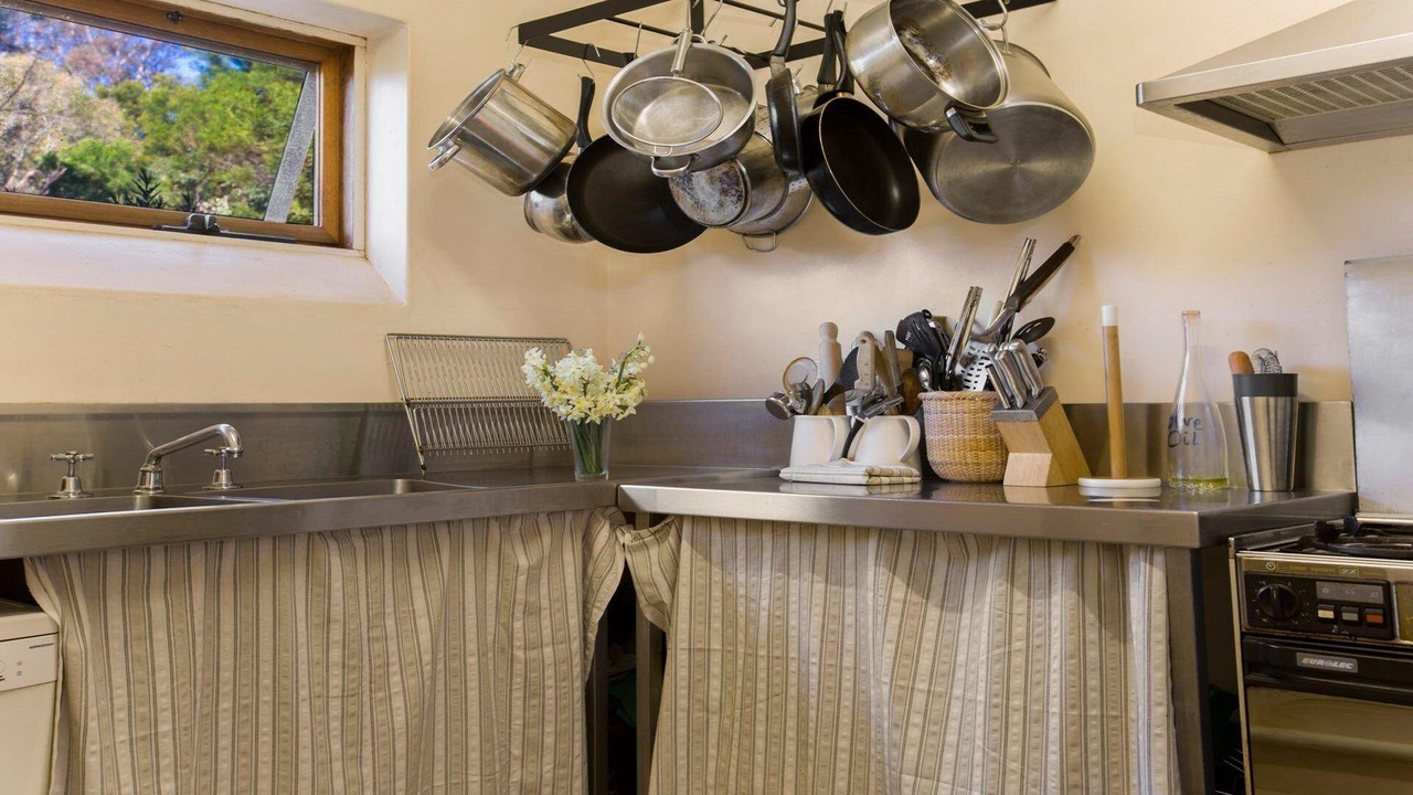 Photo of Kitchen in Canyonleigh