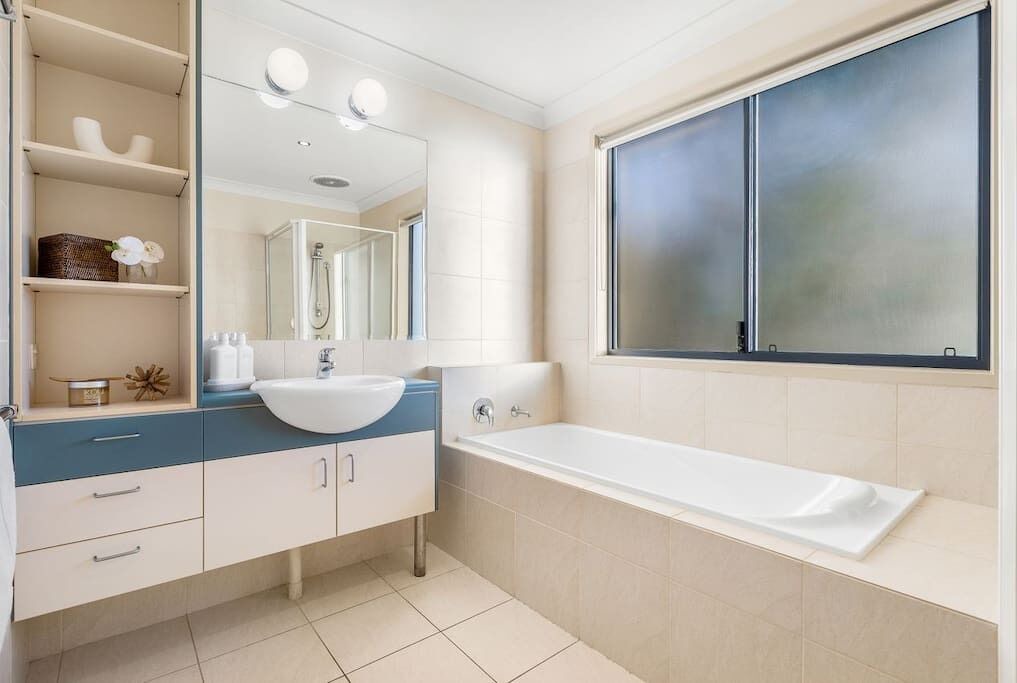 Photo of Bathroom in Currumbin