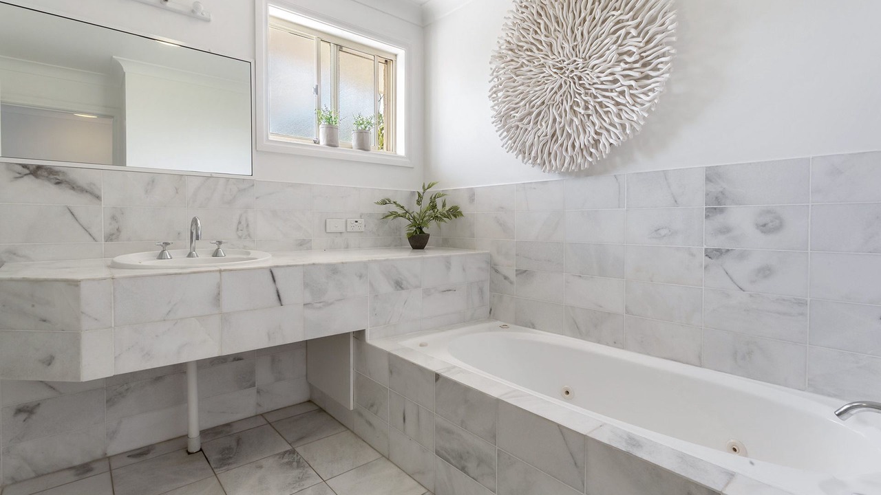 Photo of Bathroom in Salamander Bay