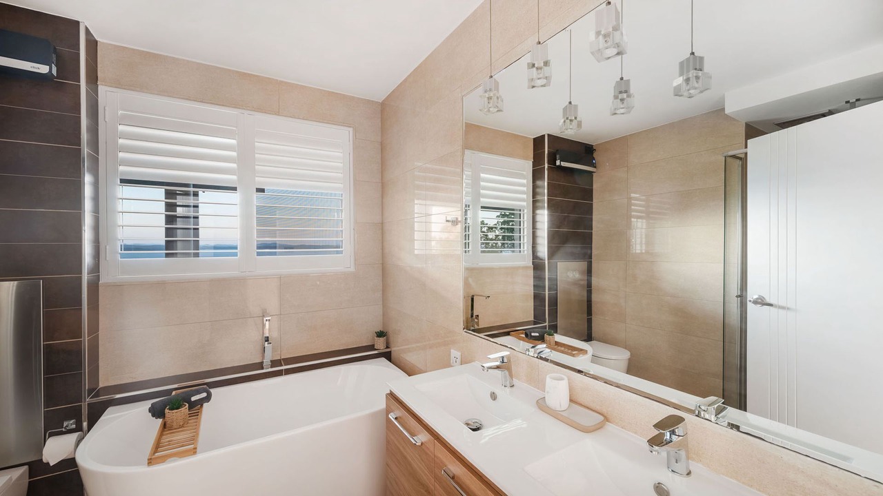 Photo of Bathroom in Corlette