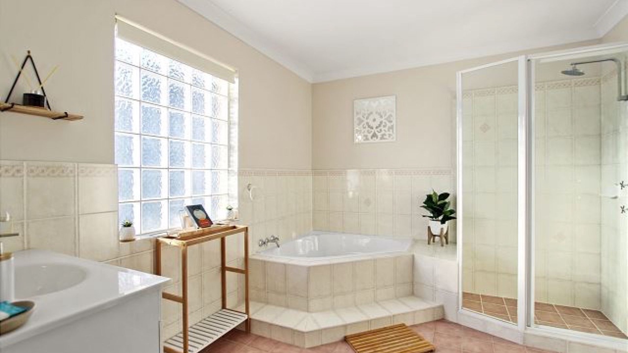 Photo of Bathroom in Huskisson