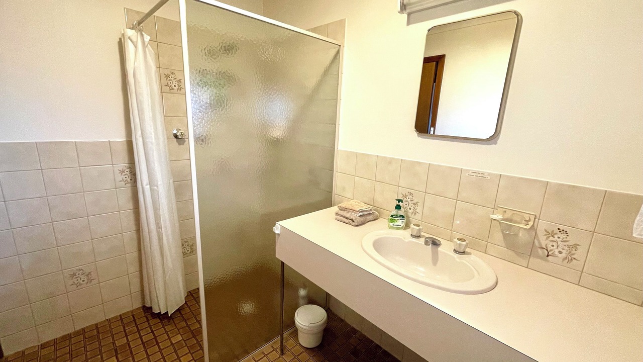 Photo of Bathroom in Emu Bay