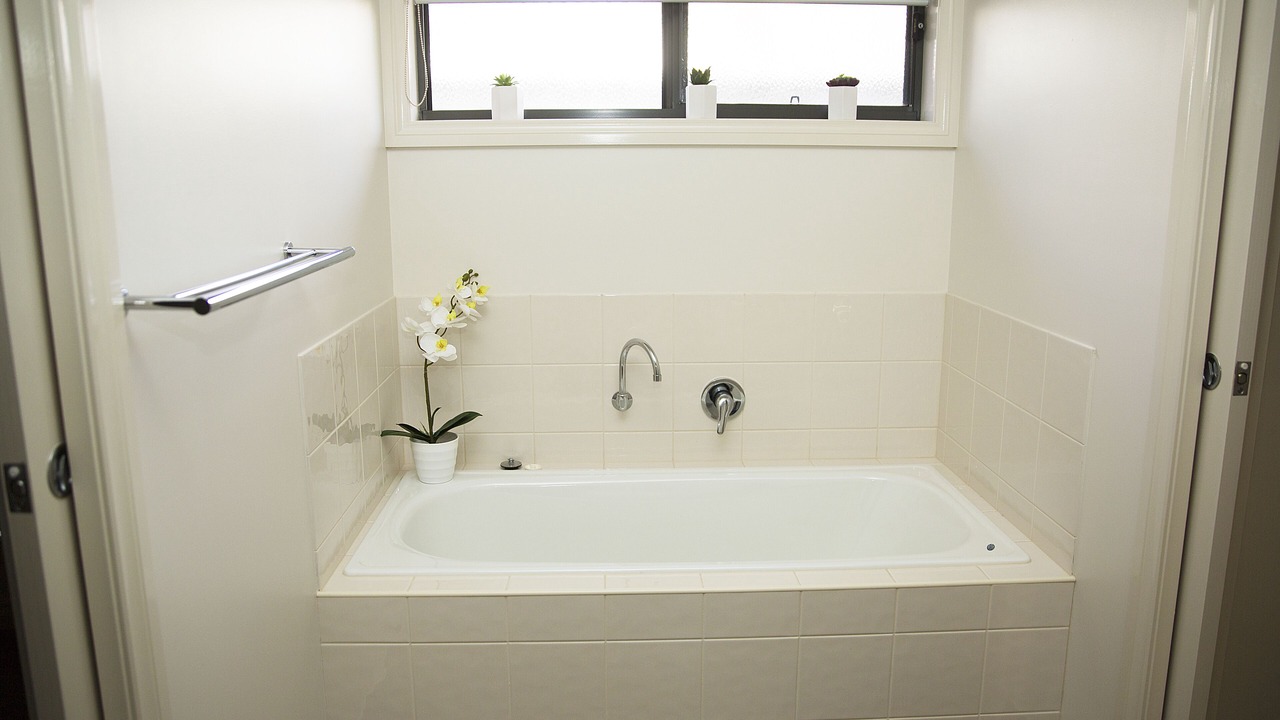 Photo of Bathroom in Red Cliffs