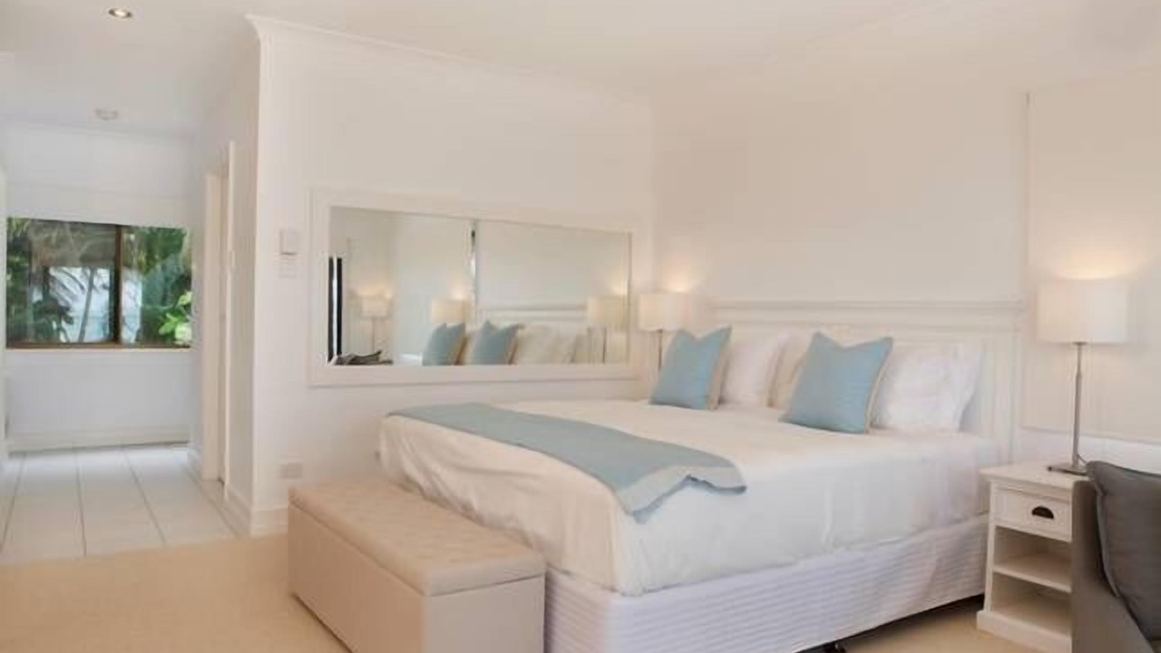 Photo of Bedroom in Oak Beach