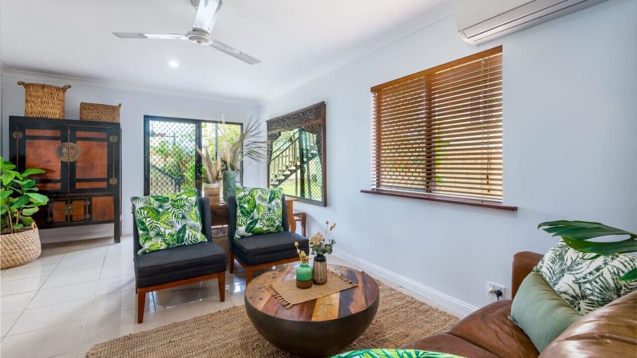 Photo of Livingroom in Westcourt