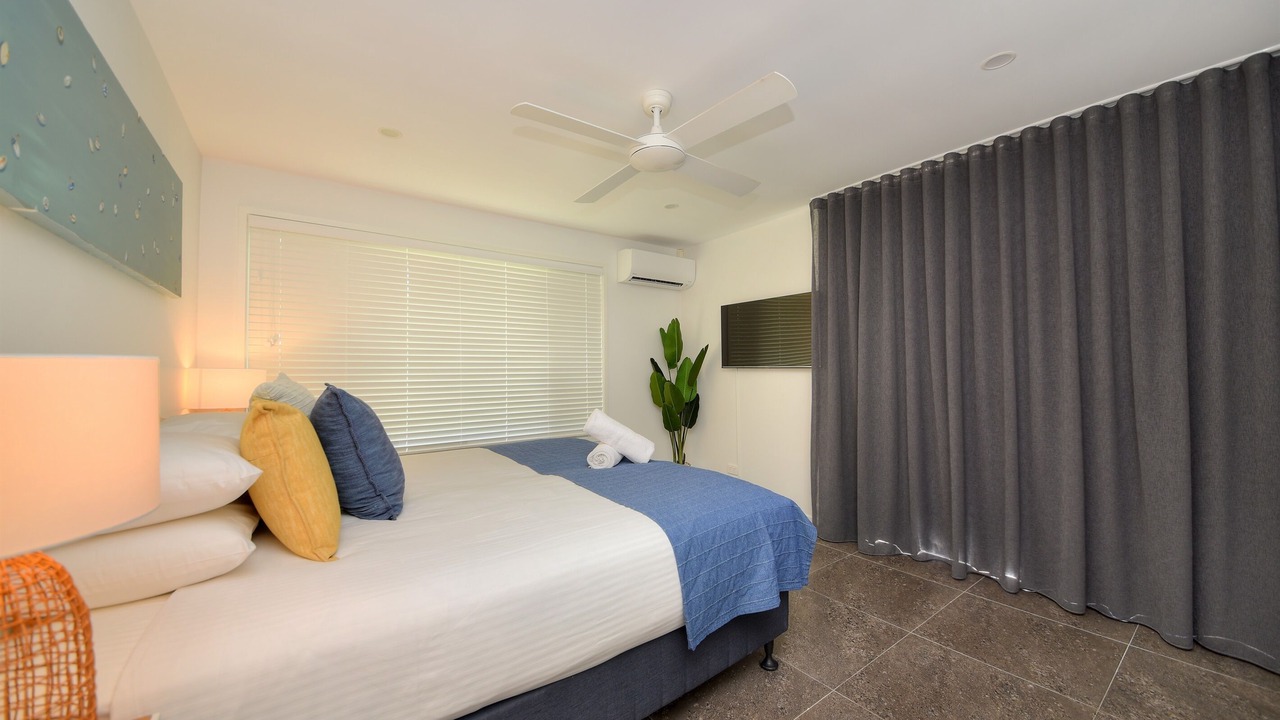 Photo of Bedroom in Mermaid Waters
