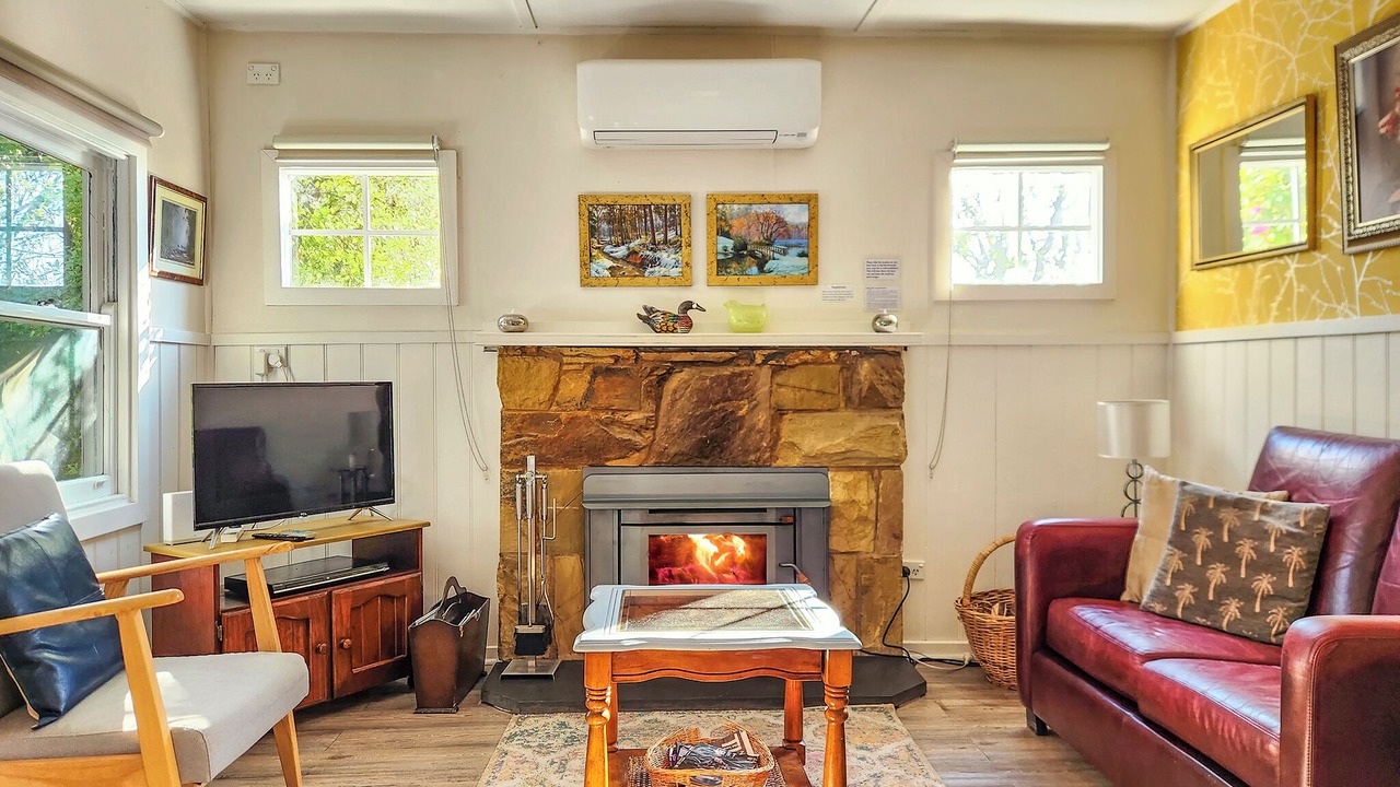 Photo of Livingroom in Hepburn Springs