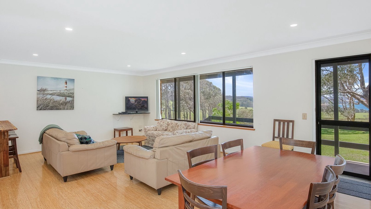 Photo of Livingroom in Barragga Bay