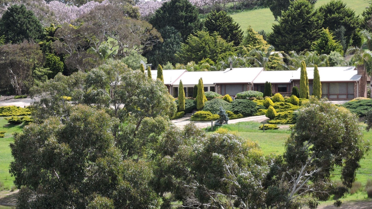 Photo of Outdoor in Pages Flat