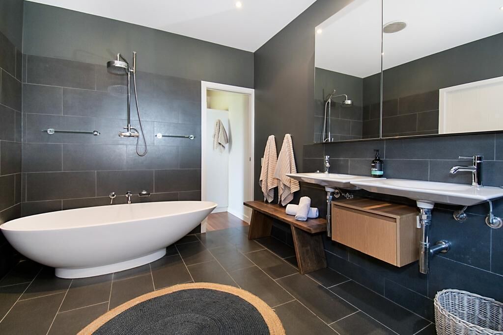 Photo of Bathroom in Fernleigh