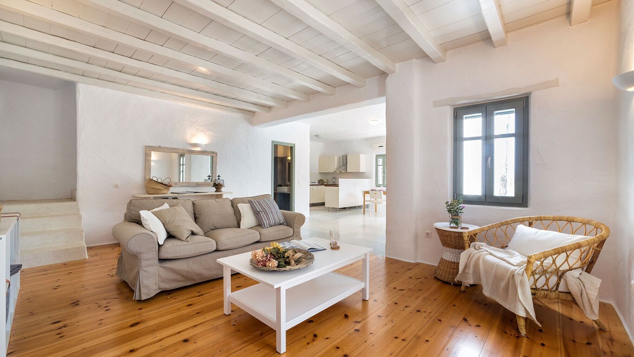 Photo of Livingroom in Drios