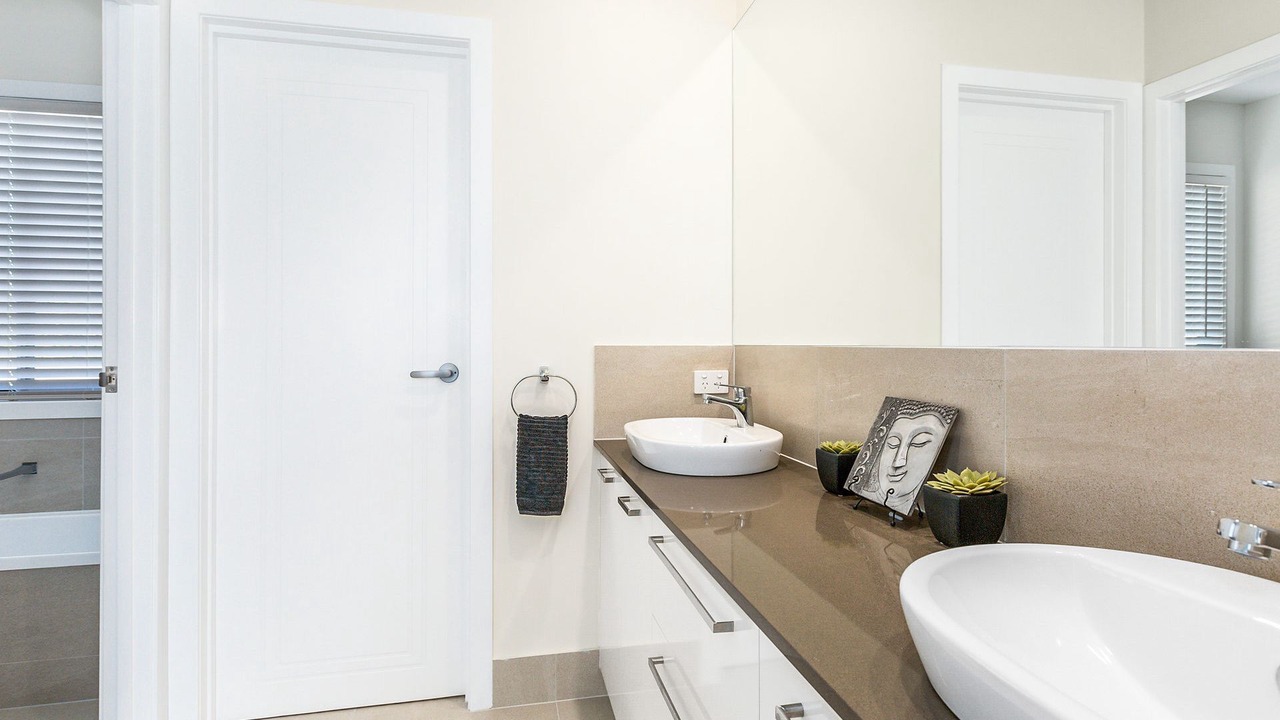 Photo of Bathroom in Casuarina