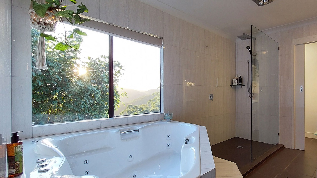 Photo of Bathroom in Wongawallan