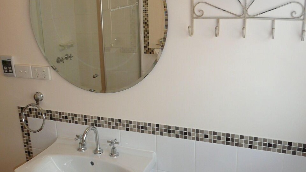 Photo of Bathroom in Gardenvale