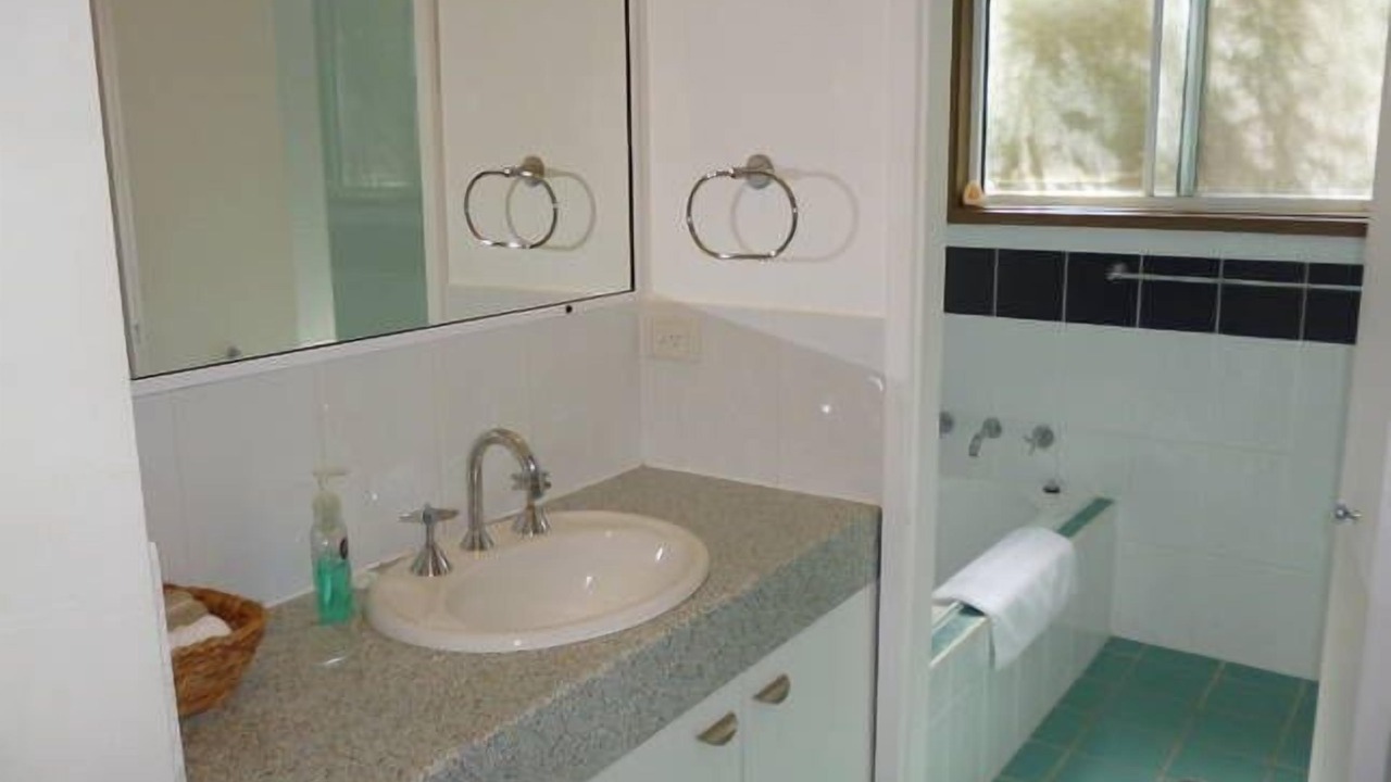 Photo of Bathroom in Avoca Beach