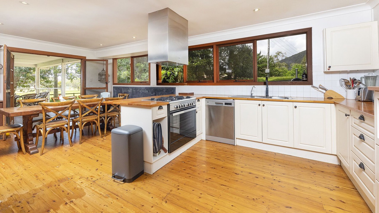 Photo of Kitchen in Coomba Bay