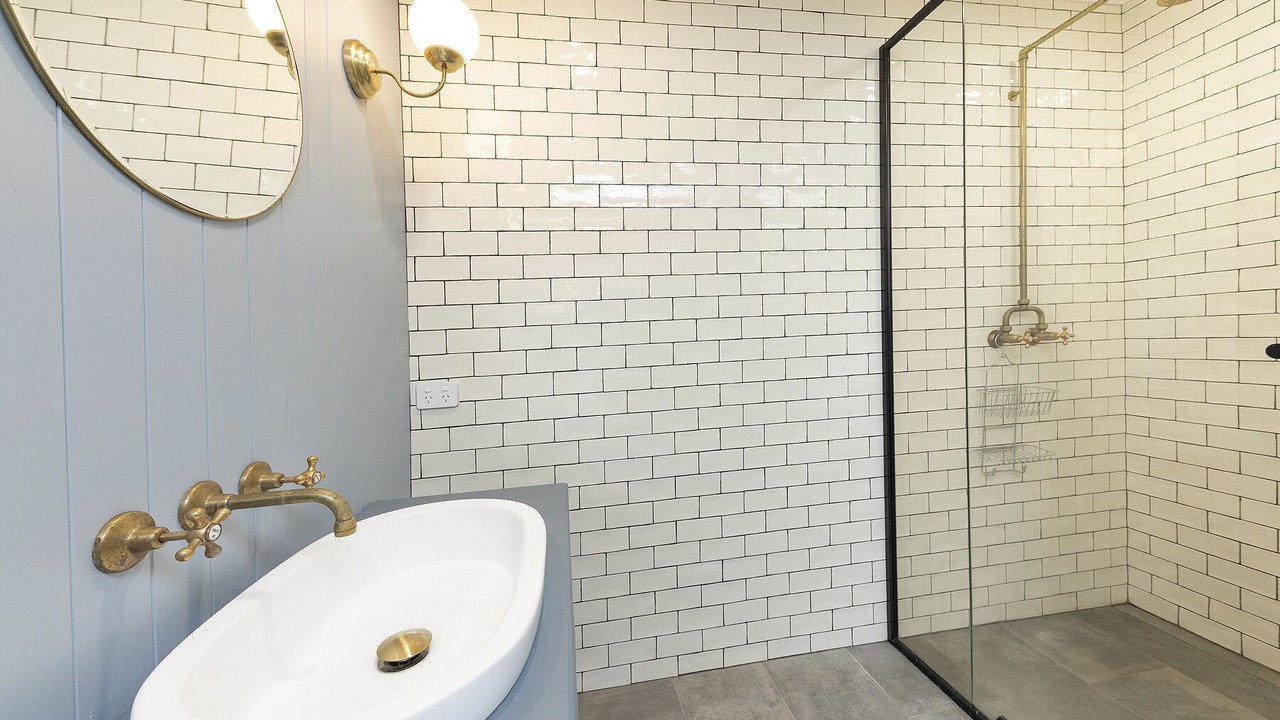 Photo of Bathroom in Coomba Bay
