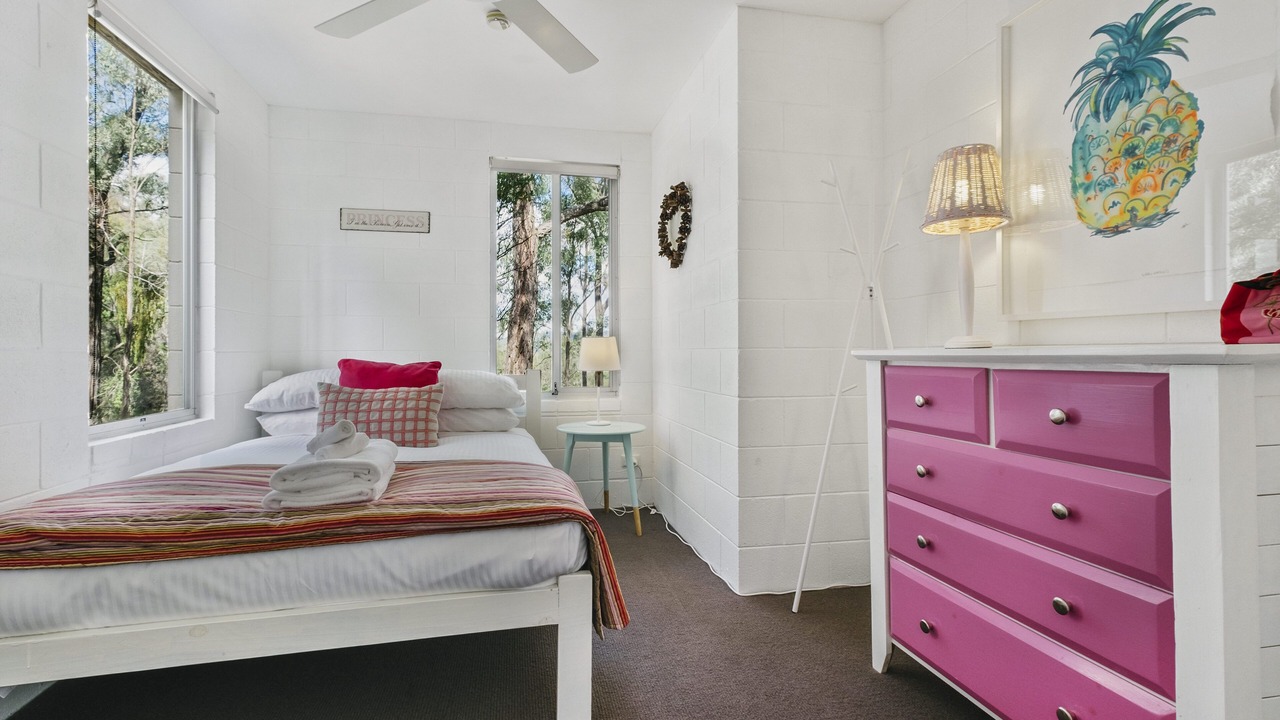 Photo of Bedroom in Broke