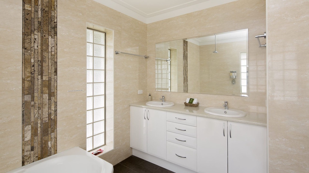 Photo of Bathroom in Lake Crackenback