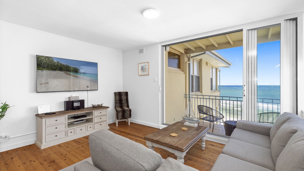 Photo of Livingroom in The Entrance