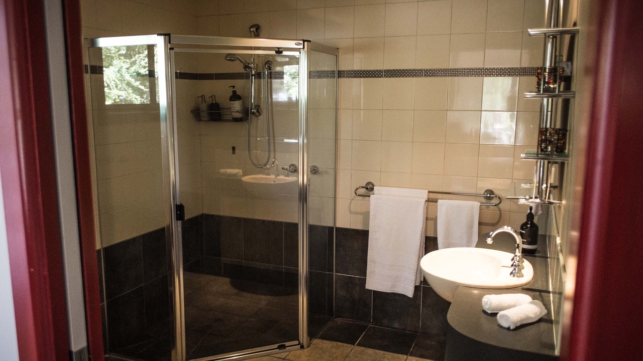 Photo of Bathroom in Halls Gap