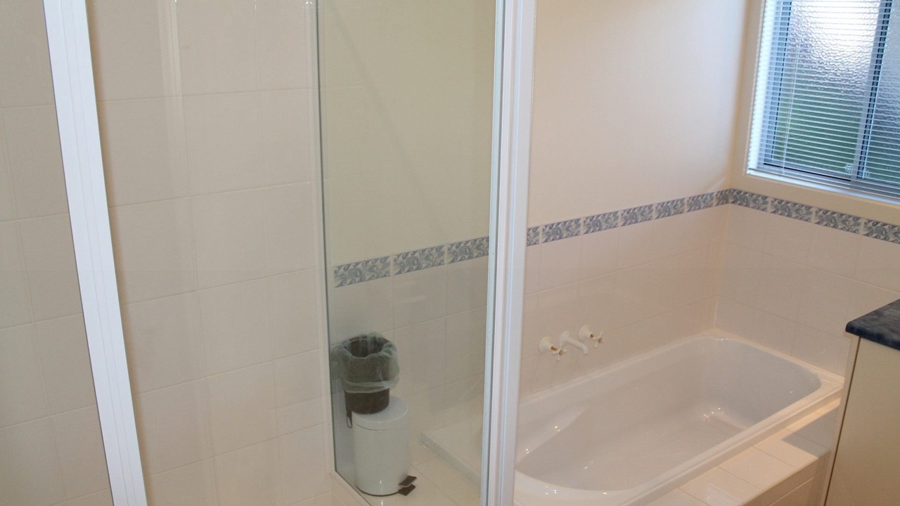 Photo of Bathroom in Cowes