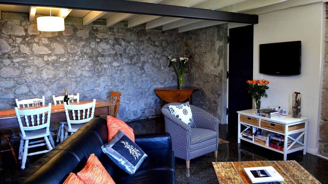Photo of Livingroom in Battery Point