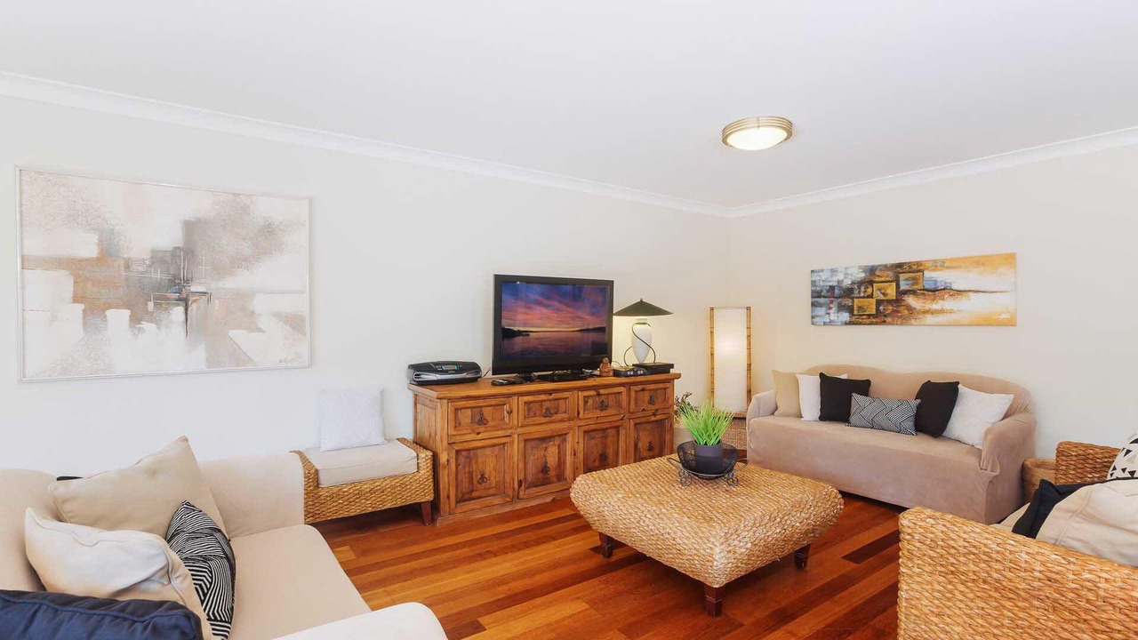 Photo of Livingroom in Soldiers Point