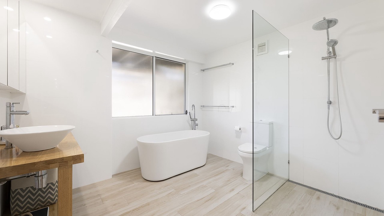Photo of Bathroom in Battery Hill