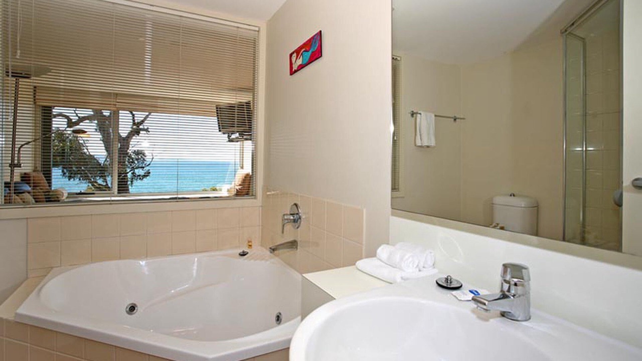 Photo of Bathroom in Lorne