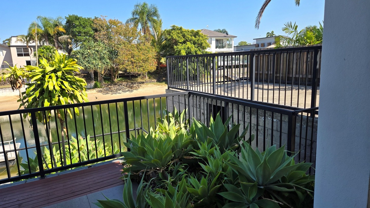 Photo of Outdoor in Broadbeach Waters