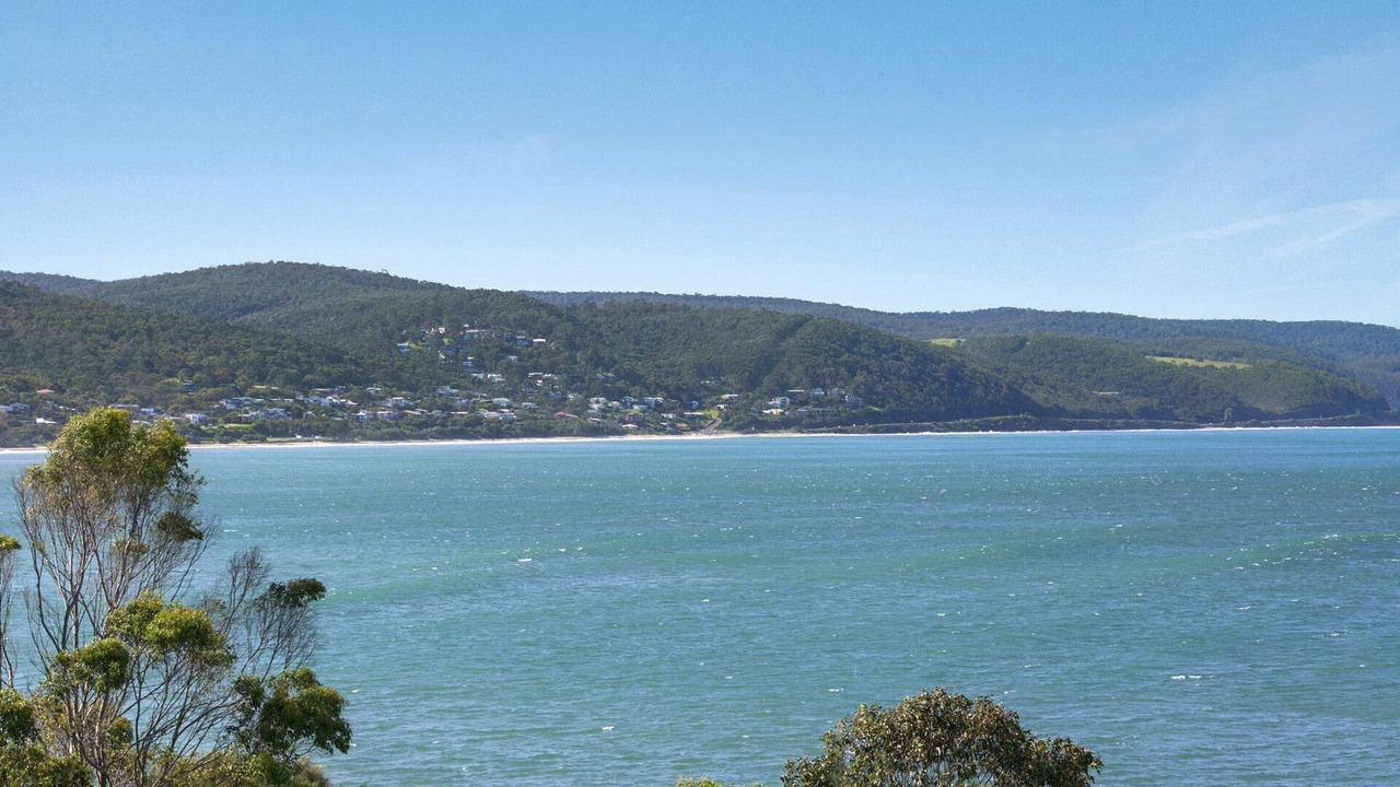 Photo of Others in Lorne