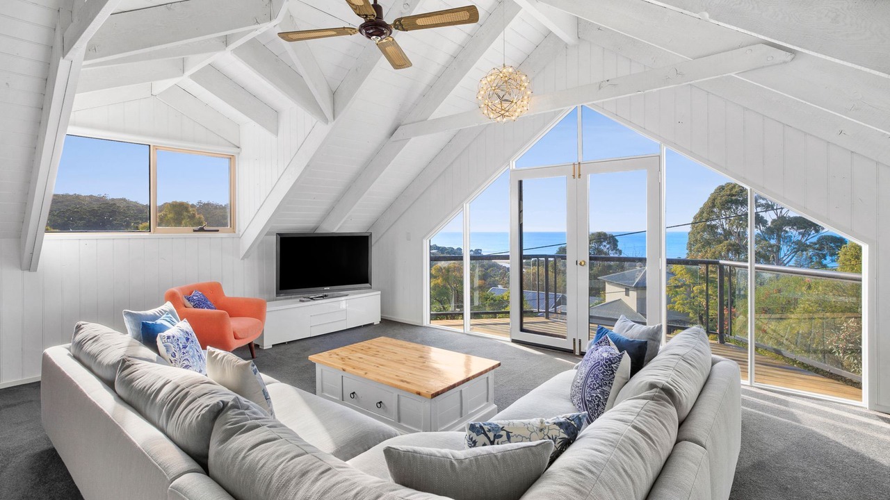 Photo of Livingroom in Lorne