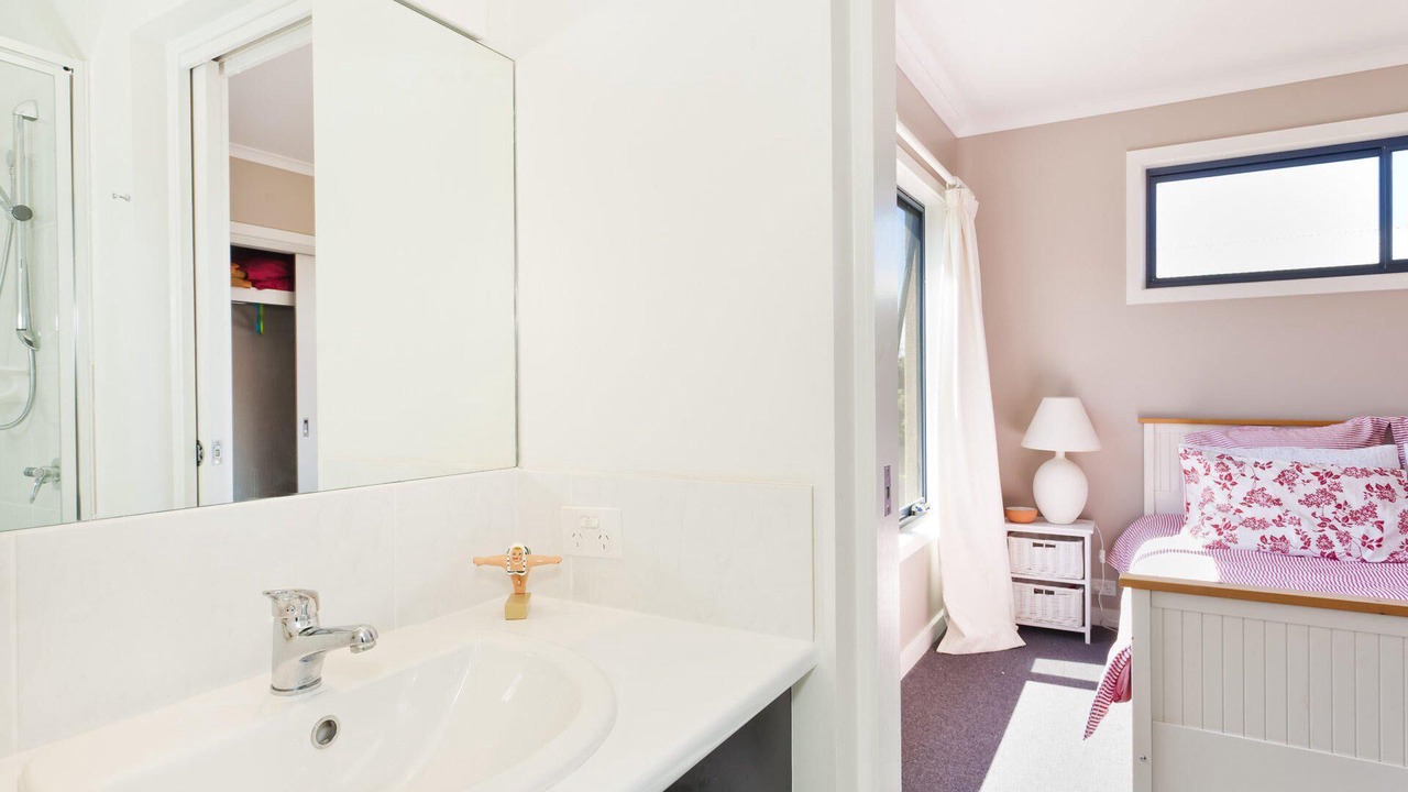 Photo of Bathroom in Apollo Bay