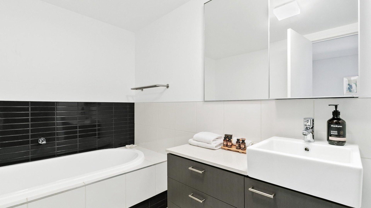 Photo of Bathroom in Lorne